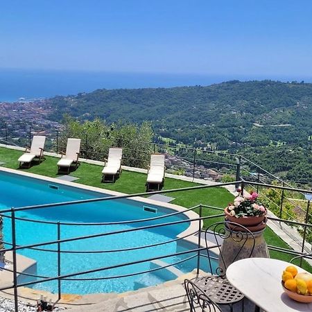 Cozy Pool-Side House With Sea View Villa Rapallo Bagian luar foto